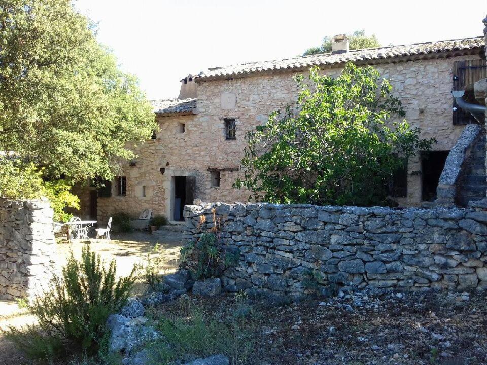 Le Jas Des Aiguiers Hotel Saint-Saturnin-d'Apt Kültér fotó