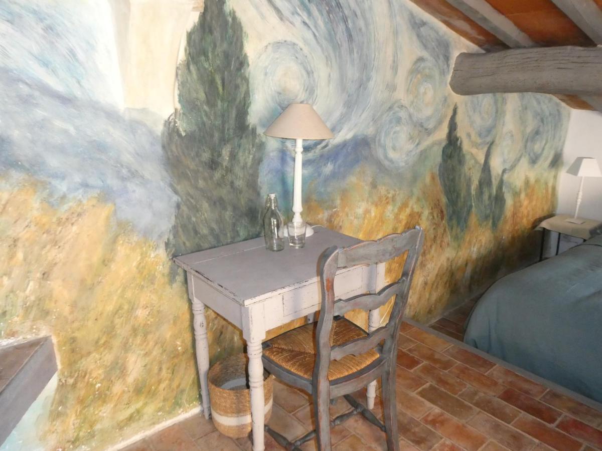 Le Jas Des Aiguiers Hotel Saint-Saturnin-d'Apt Kültér fotó