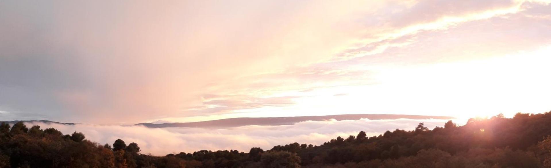 Le Jas Des Aiguiers Hotel Saint-Saturnin-d'Apt Kültér fotó